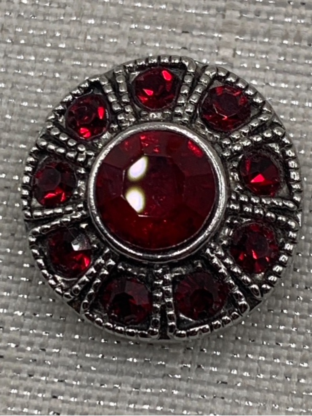 DEEP RED SPARKLE - Genuine Ginger Snaps & Co. Snap Button Charm - 18mm/20mm